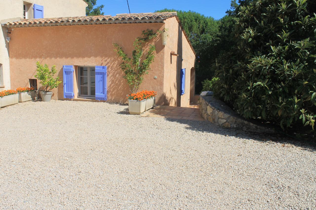 B&B Charming Suite And Pool - Adults Only Tourrettes Extérieur photo