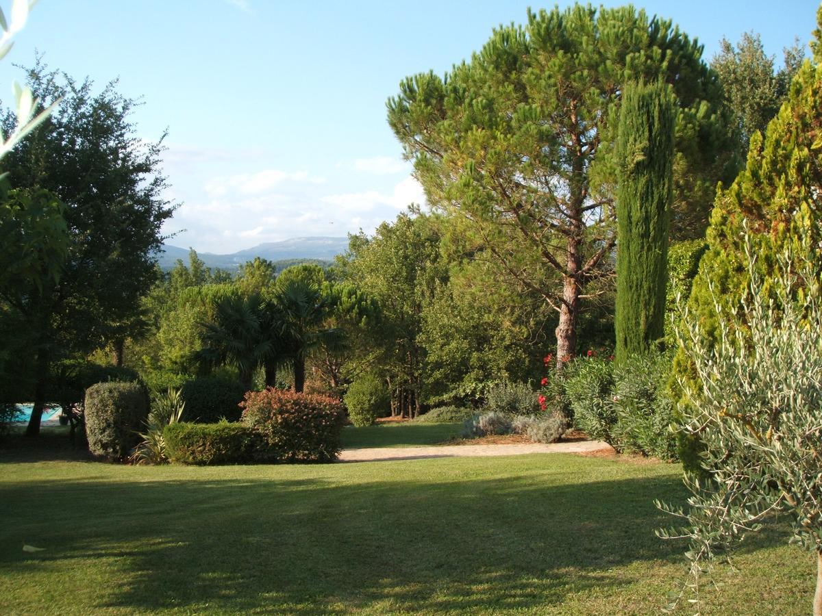 B&B Charming Suite And Pool - Adults Only Tourrettes Extérieur photo